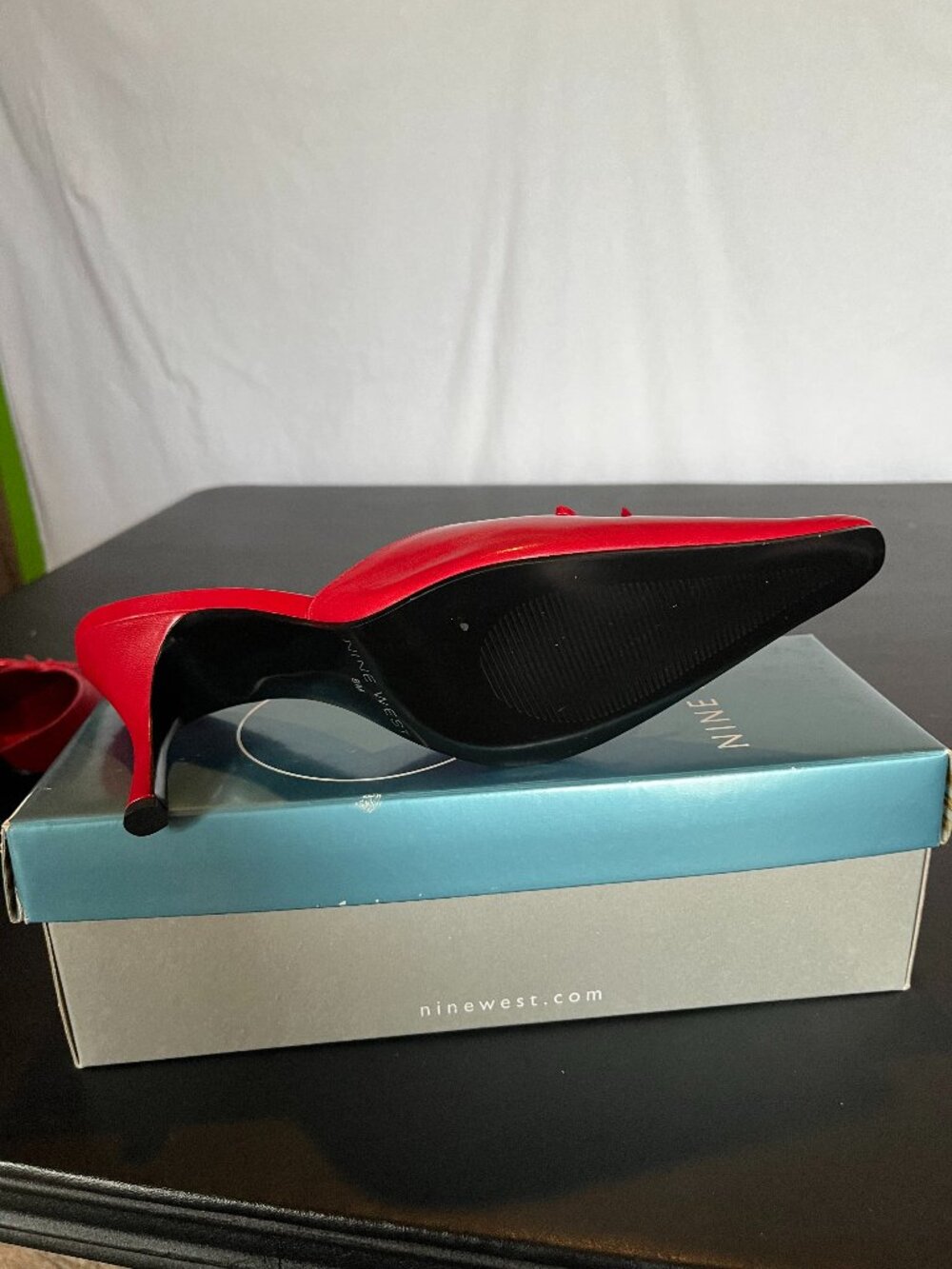 Size 8M Flatbrush Country Red Leather Heels - Picture 2 of 5